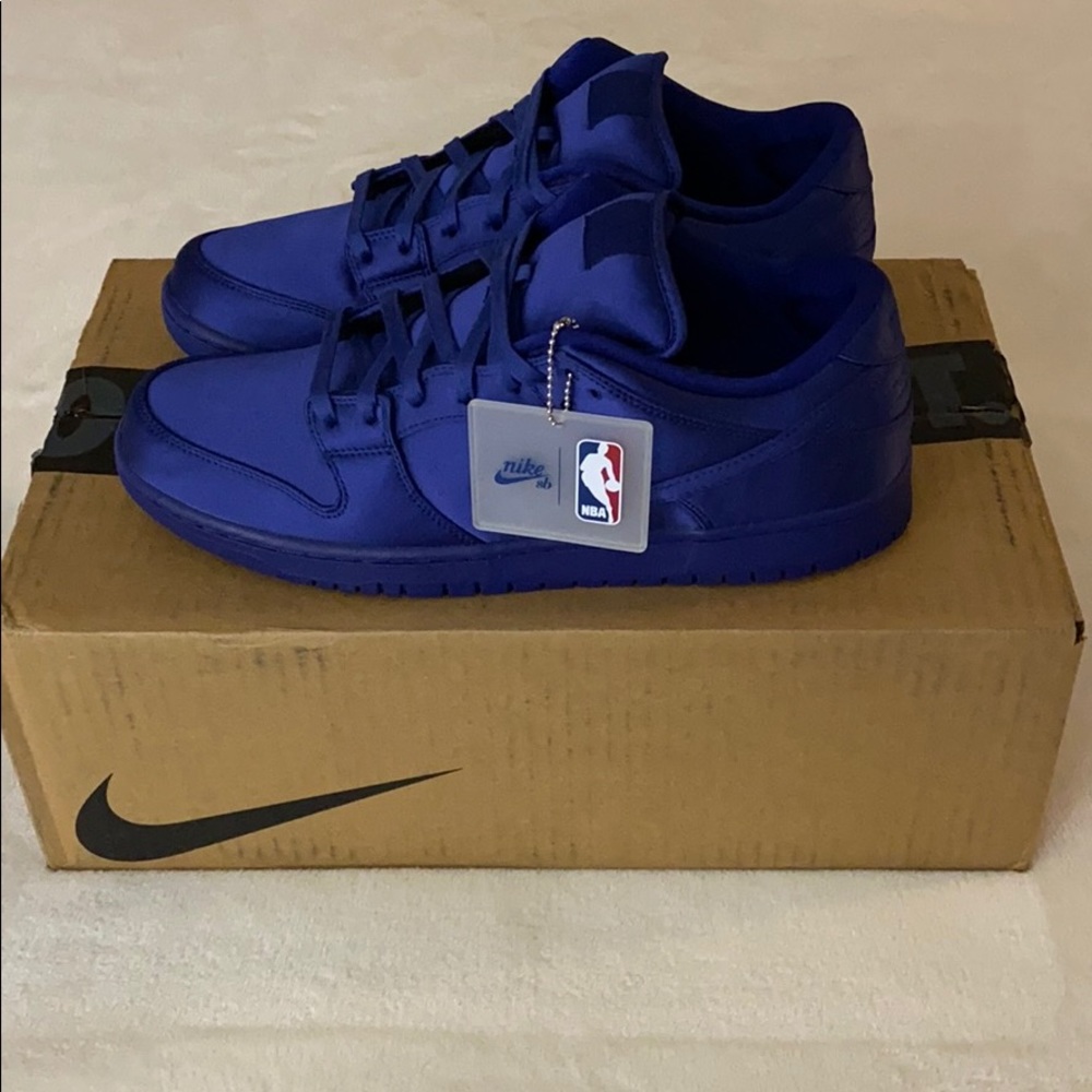 Nike SB x NBA Dunk Low Pro “Deep Royal”